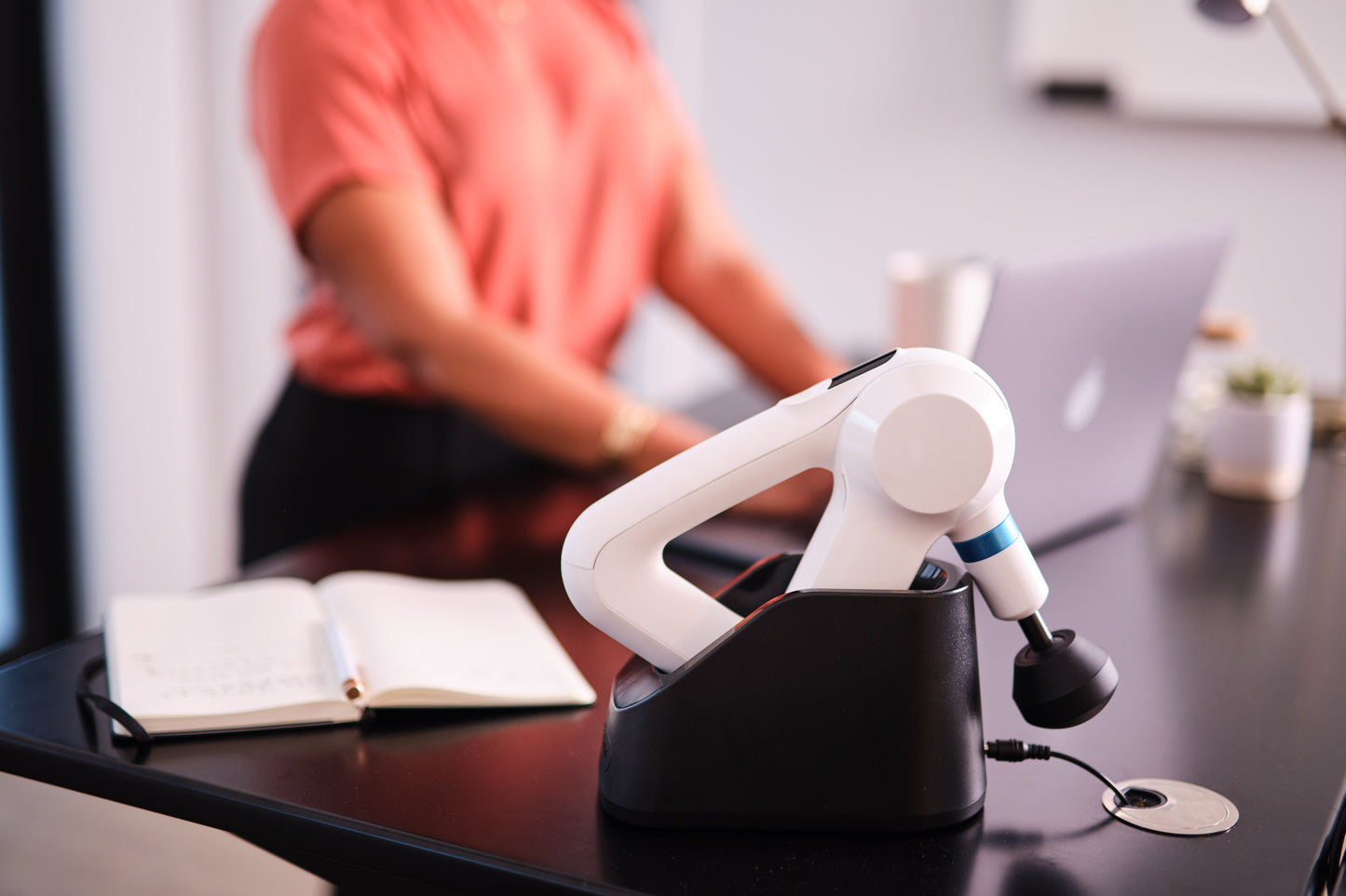 Elite Wireless Charging Stand